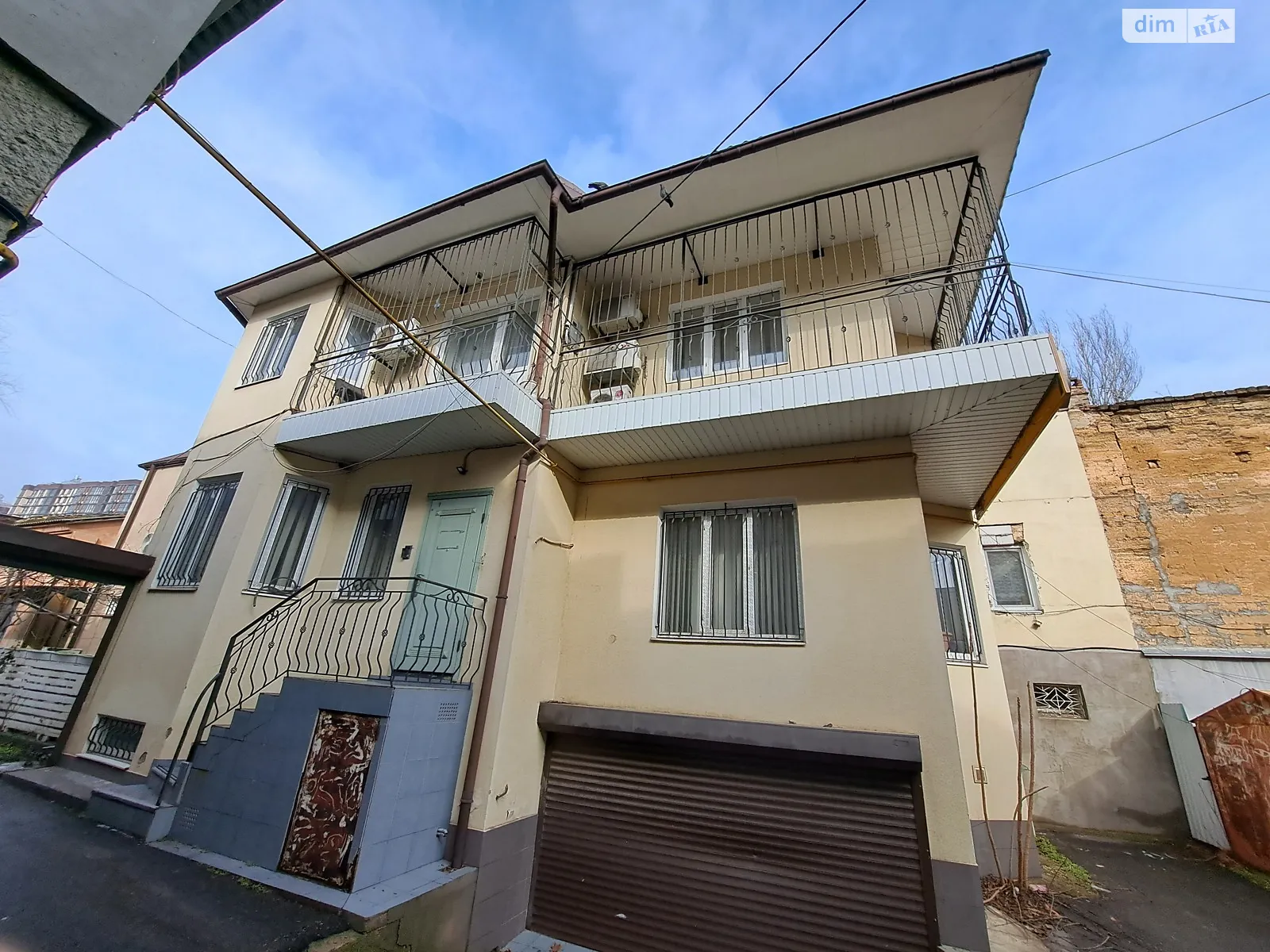 Продается помещения свободного назначения 267 кв. м в 3-этажном здании, цена: 145000 $ - фото 1