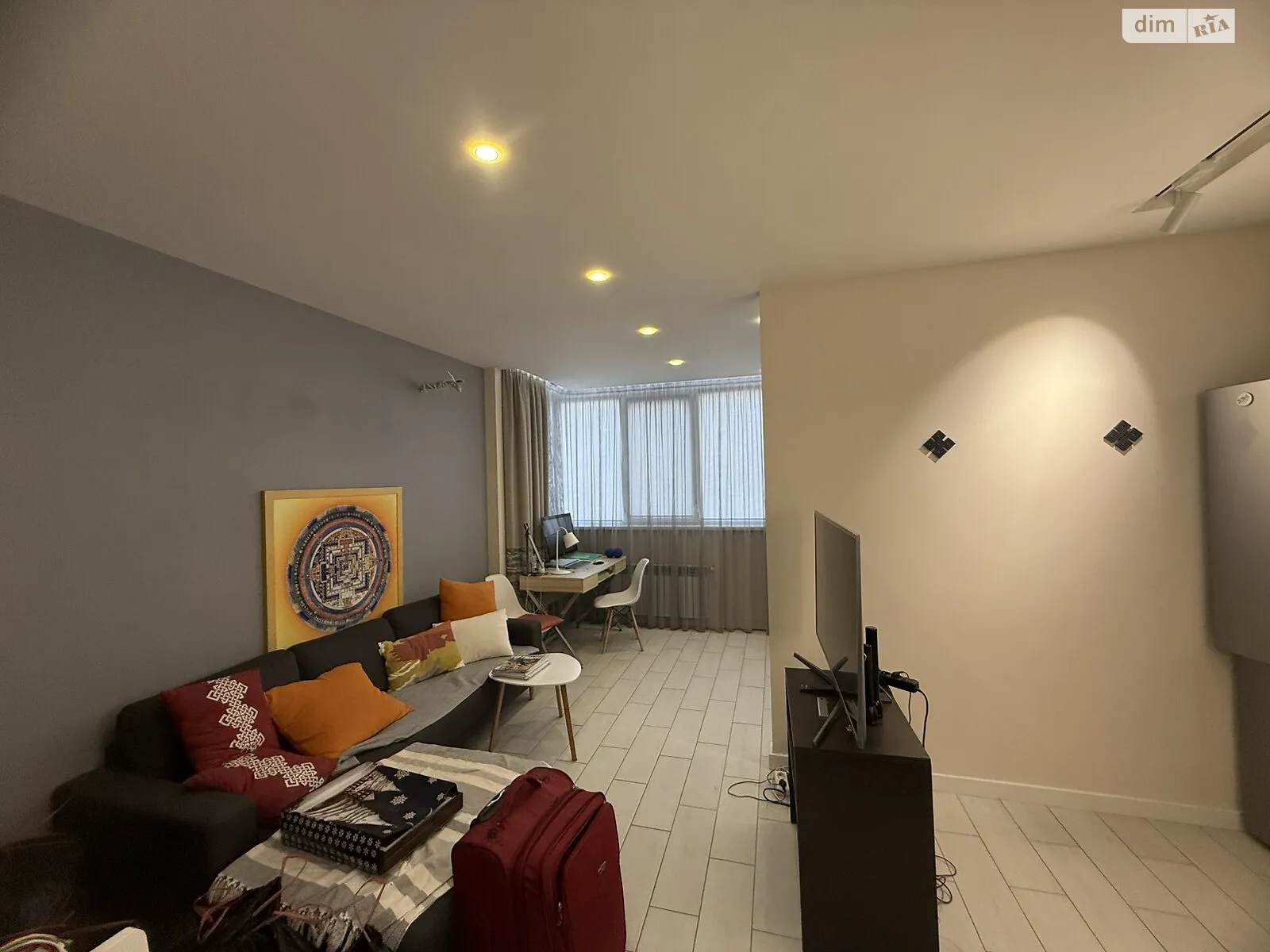 Продается 1-комнатная квартира 38 кв. м в Черноморске, цена: 45000 $ - фото 1