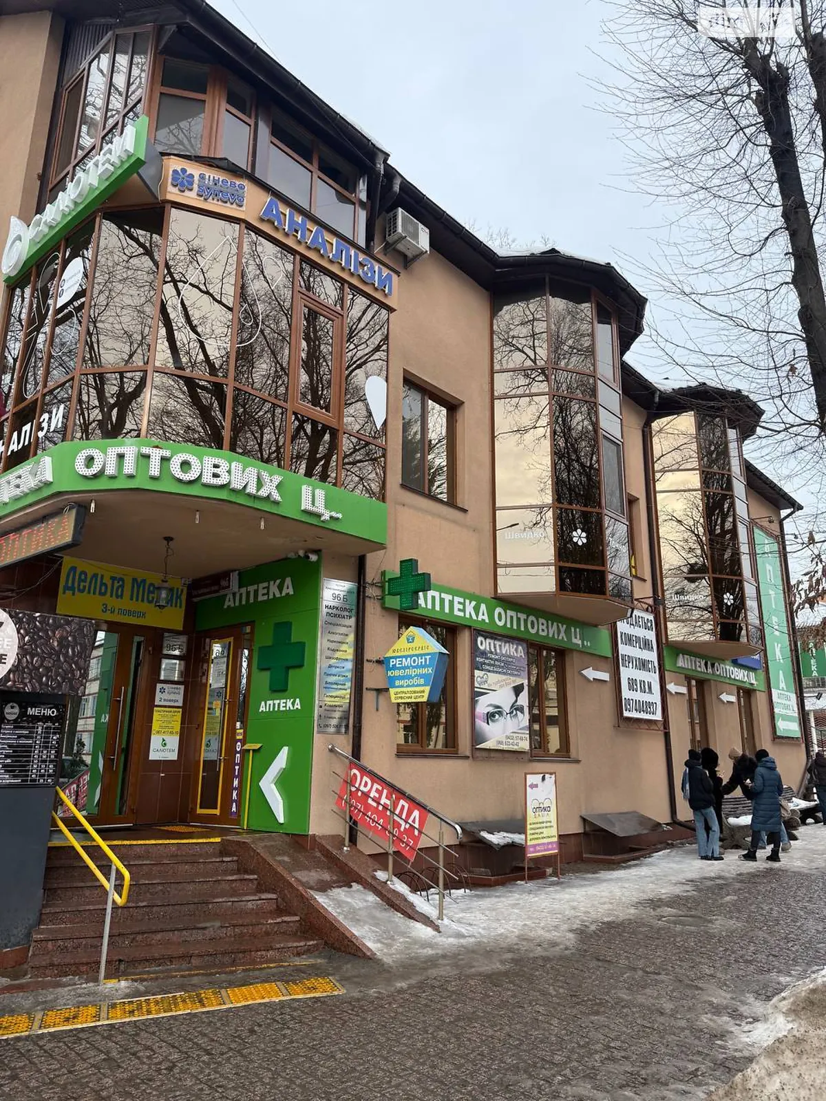 Сдается в аренду объект сферы услуг 33.5 кв. м в 3-этажном здании, цена: 15000 грн - фото 1