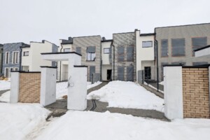 Продаж дуплекса, Рівне, р‑н. Щасливе, Сергія Голубєва вулиця