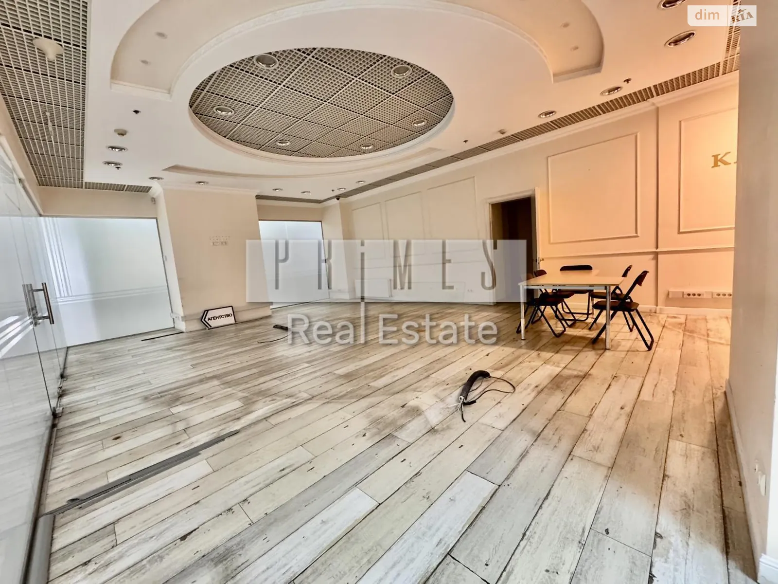 Сдается в аренду офис 117 кв. м в бизнес-центре, цена: 2340 $ - фото 1