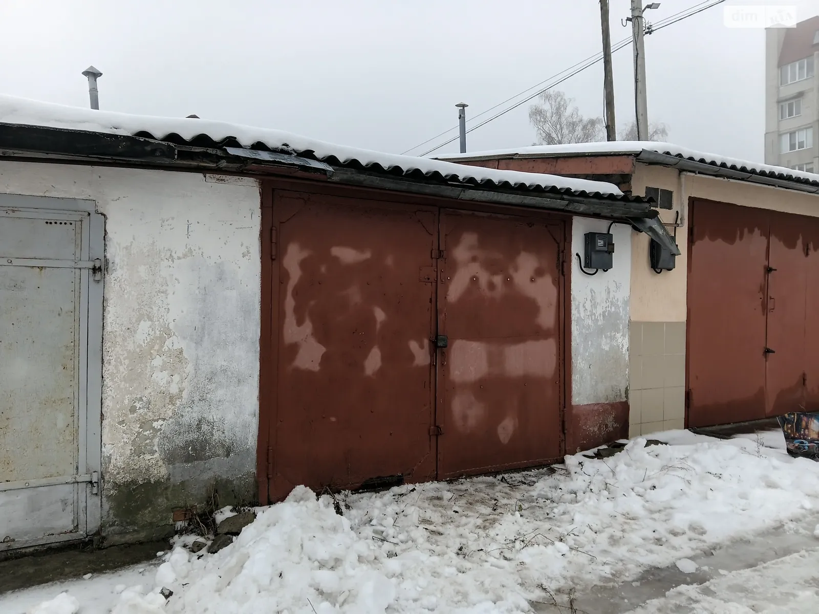 Продается место в гаражном кооперативе под легковое авто на 20 кв. м, цена: 8500 $ - фото 1