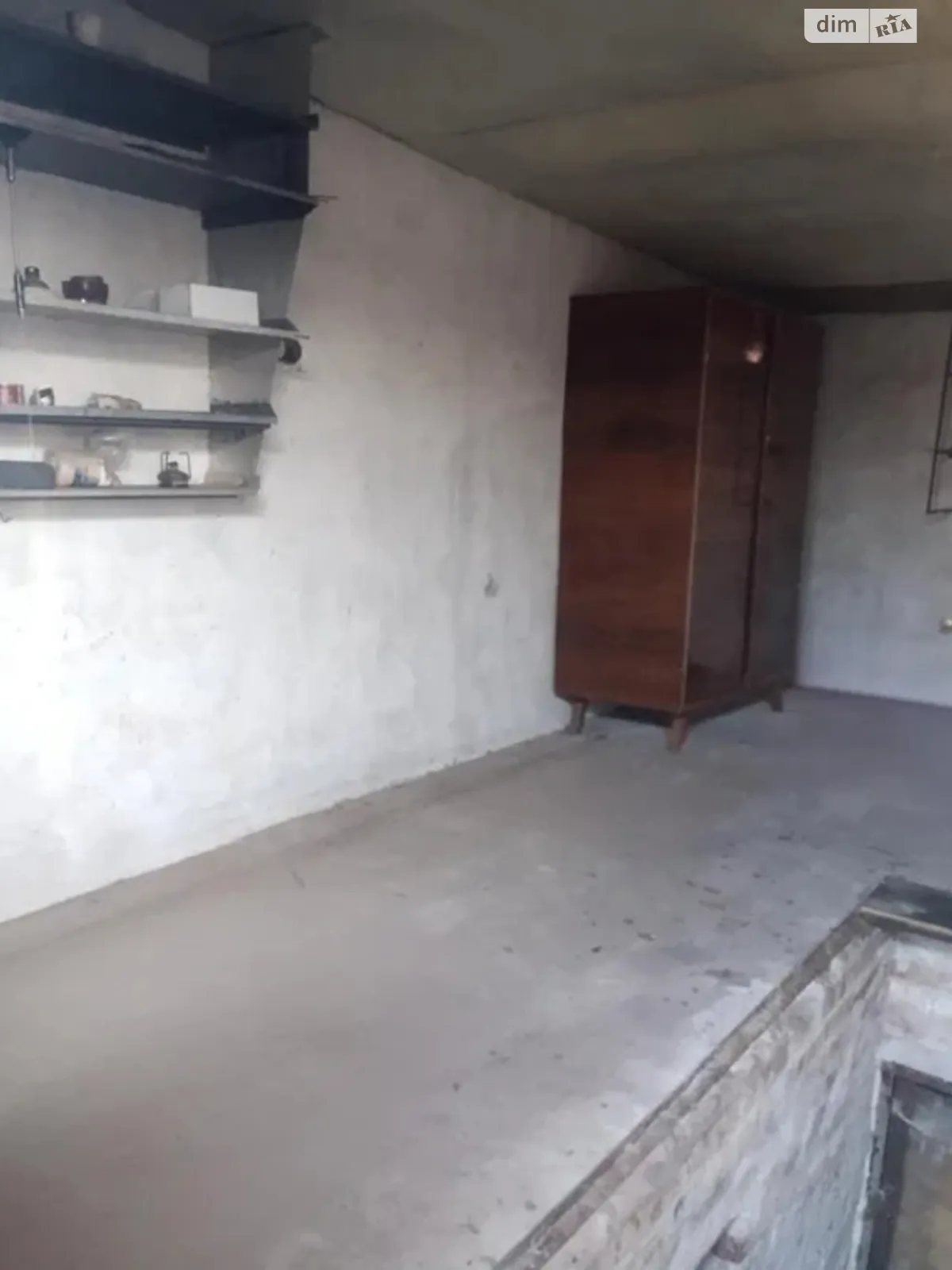 Продается место в гаражном кооперативе под легковое авто на 25 кв. м, цена: 2900 $ - фото 1