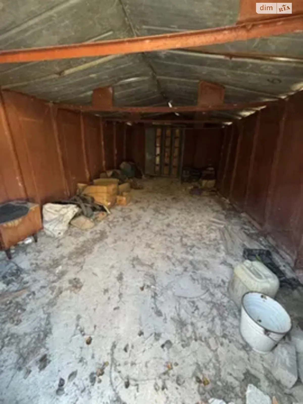 Продается место в гаражном кооперативе под легковое авто на 22 кв. м, цена: 700 $ - фото 1