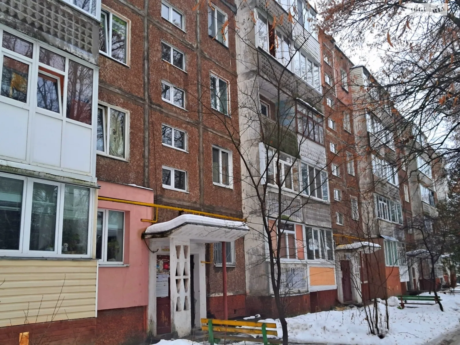 Продается 3-комнатная квартира 65.3 кв. м в Чернигове, ул. Космонавтов, 12 - фото 1