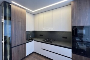 Продажа квартиры, Ивано-Франковск, р‑н. Центр, Высочана Семена улица, дом 18, кв. 53