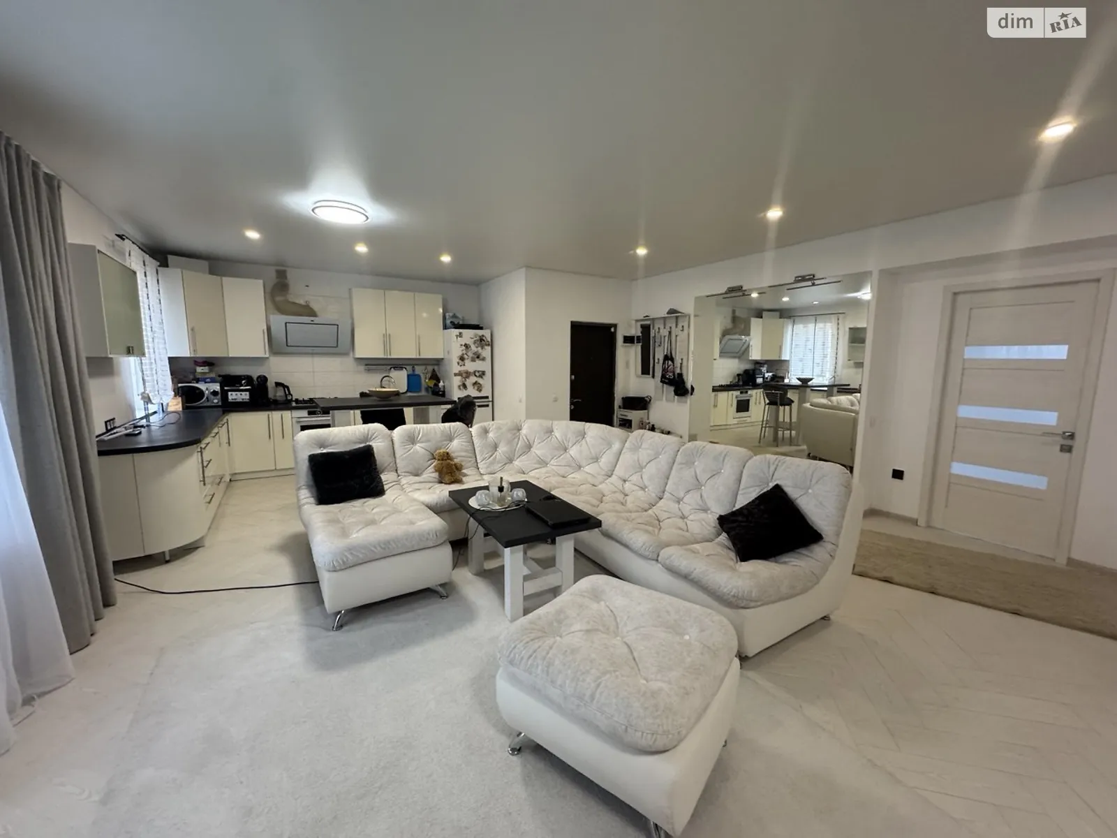 Продается 4-комнатная квартира 167.8 кв. м в Николаеве, 12 ул. Продольная - фото 1