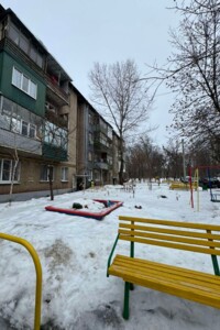 Продаж квартири, Харків, р‑н. ХТЗ, ст.м. Тракторний завод, Біблика (Другої П'ятирічки) вулиця, буд. 9