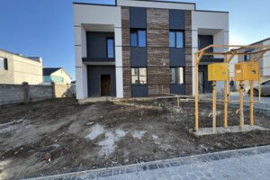 Продаж частини будинку, Рівне, р‑н. Авторинок, Кулика і Гудачека (Макарова) вулиця