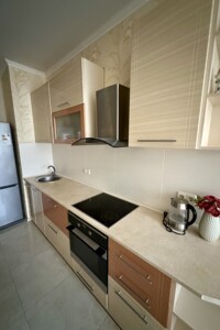 Довгострокова оренда квартири, Одеса, р‑н. Аркадія, Аркадійське (Гагарінське) плато