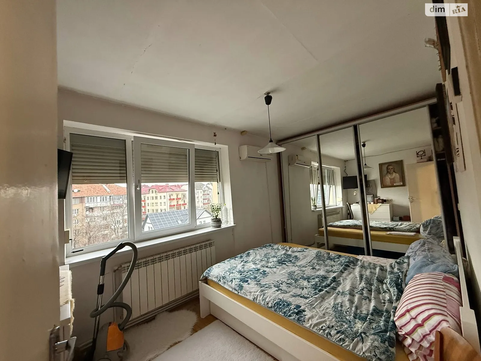 Продається 3-кімнатна квартира 50.4 кв. м у Ужгороді, цена: 59000 $ - фото 1