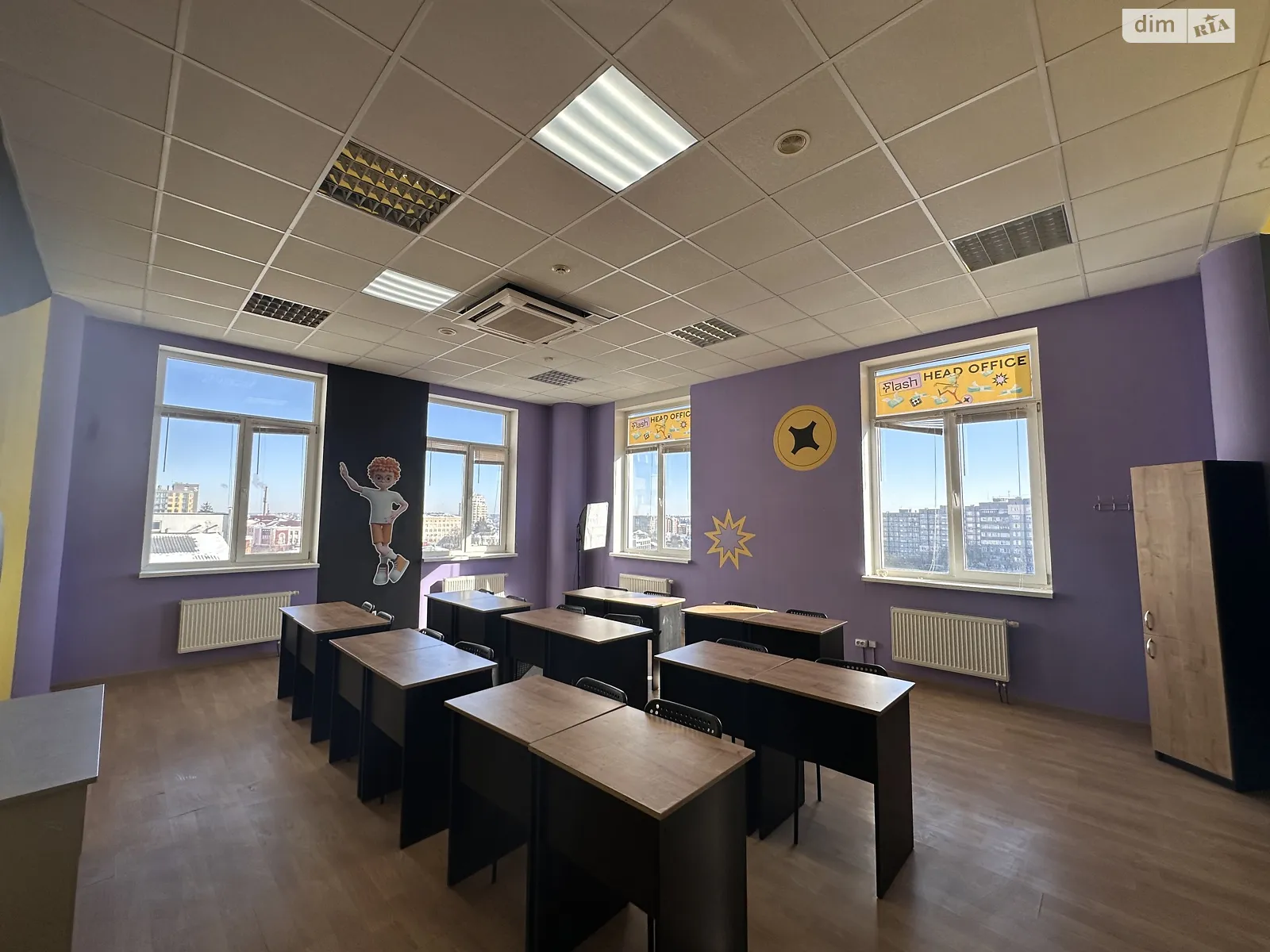 Сдается в аренду офис 45 кв. м в бизнес-центре, цена: 27000 грн - фото 1