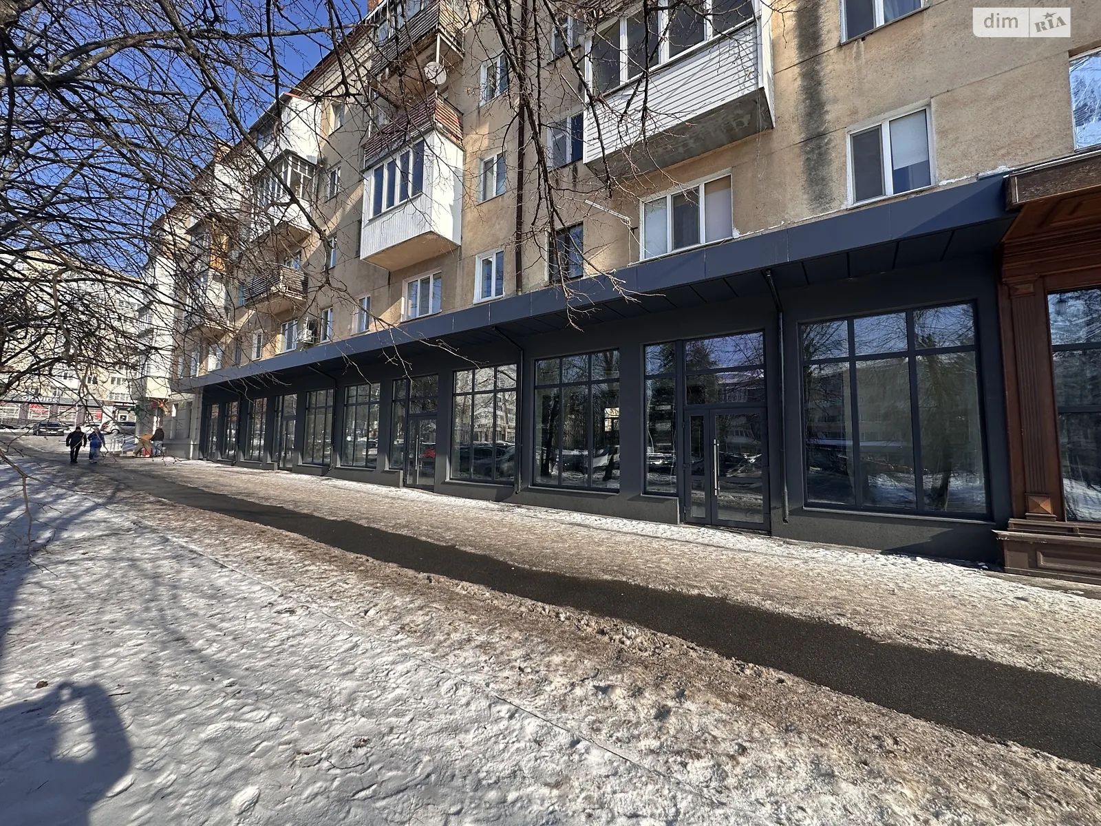 Сдается в аренду объект сферы услуг 66.3 кв. м в 5-этажном здании, цена: 79200 грн - фото 1