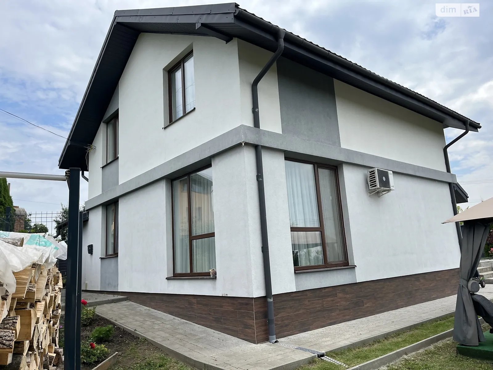 Здається в оренду будинок 2 поверховий 158.7 кв. м з балконом, цена: 600 $ - фото 1