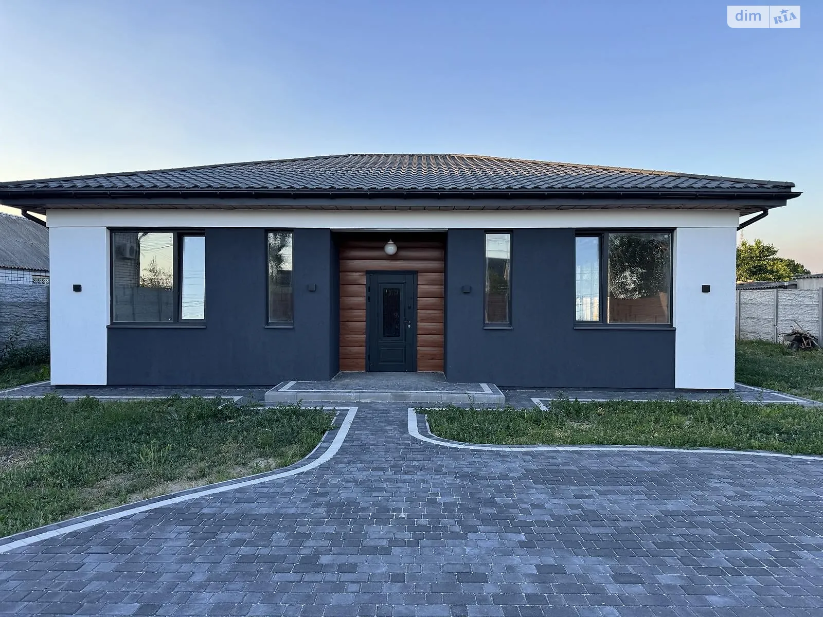 Продается одноэтажный дом 116.5 кв. м с террасой, цена: 92000 $ - фото 1