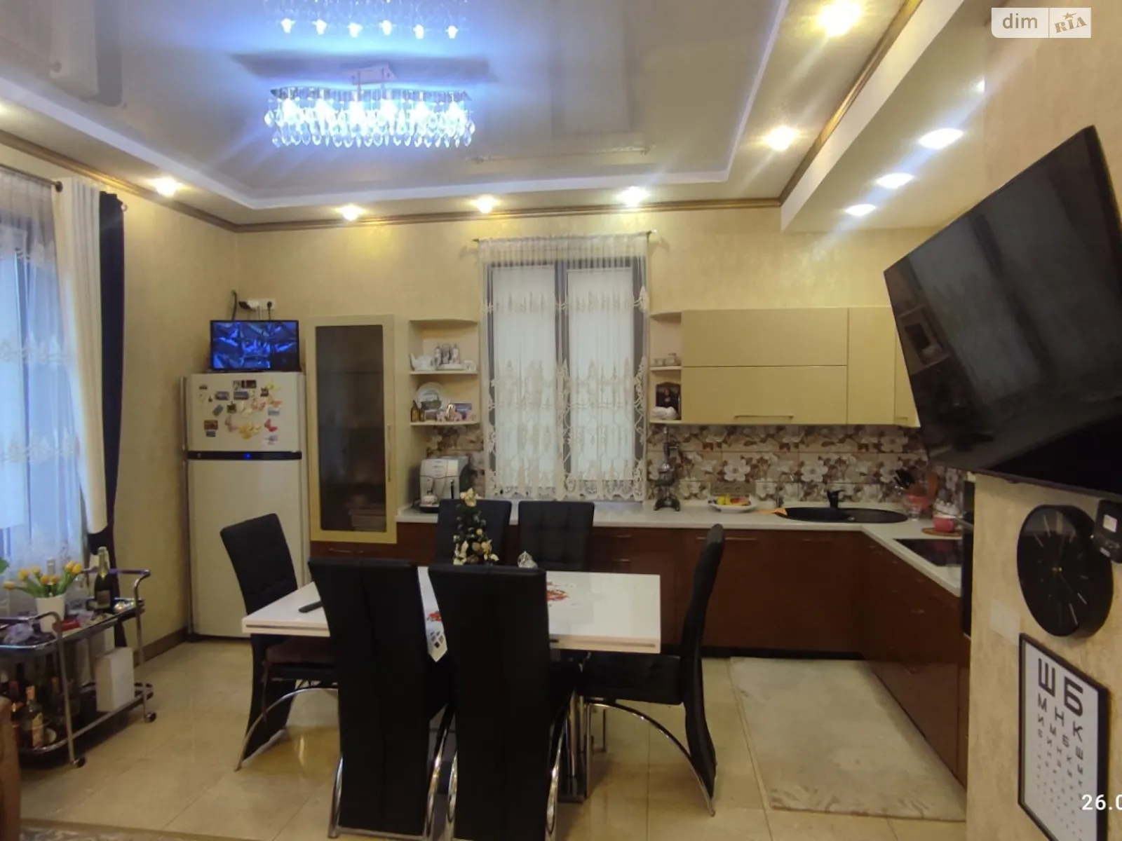 Продается дом на 2 этажа 185 кв. м с террасой, цена: 350000 $ - фото 1