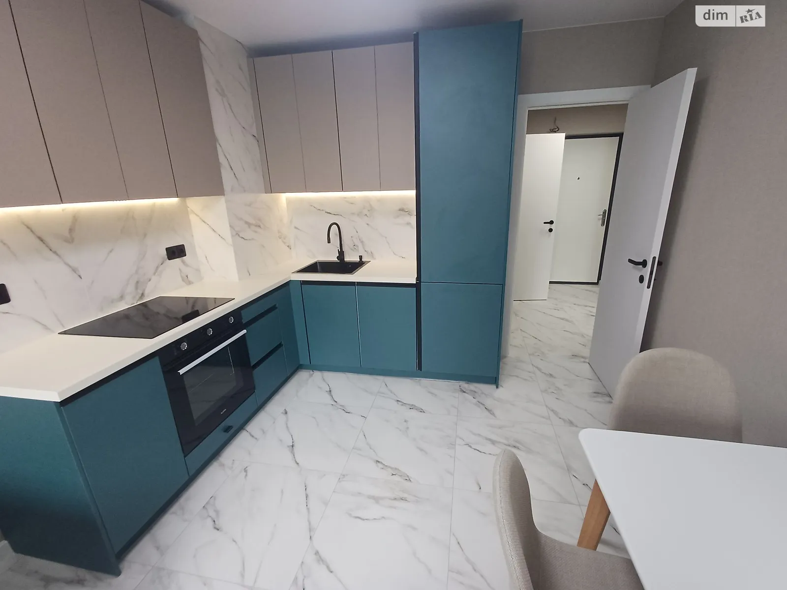 Продается 1-комнатная квартира 41 кв. м в Новоселках, ул. Пригородная, 22Б - фото 1