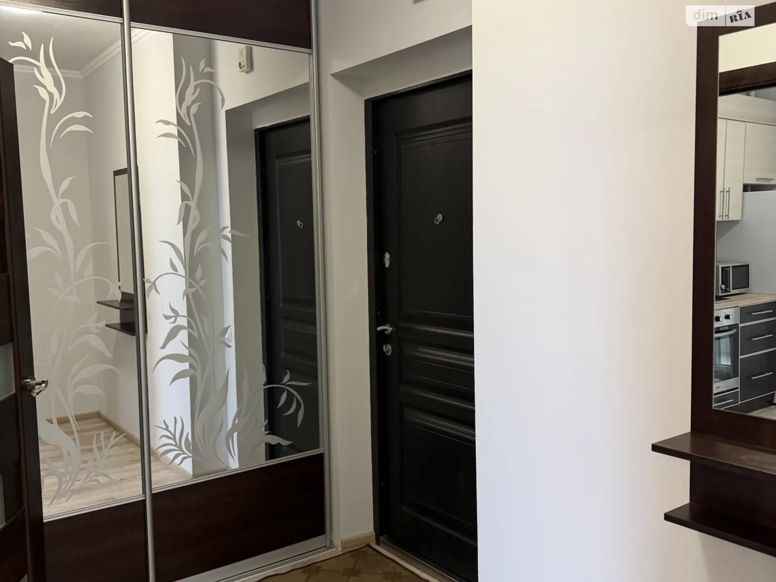 Продається 1-кімнатна квартира 37 кв. м у Рівному, вул. Захисників Маріуполя(Костромська), 75 - фото 1