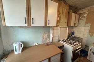 Продаж квартири, Дніпро, р‑н. Червоний Камінь, ст.м. Покровська, Кондратюка Юрія (Комунарівська) вулиця, буд. 5