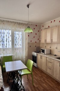 Долгосрочная аренда квартиры, Киев, р‑н. Позняки, Елены Пчилки улица, дом 4