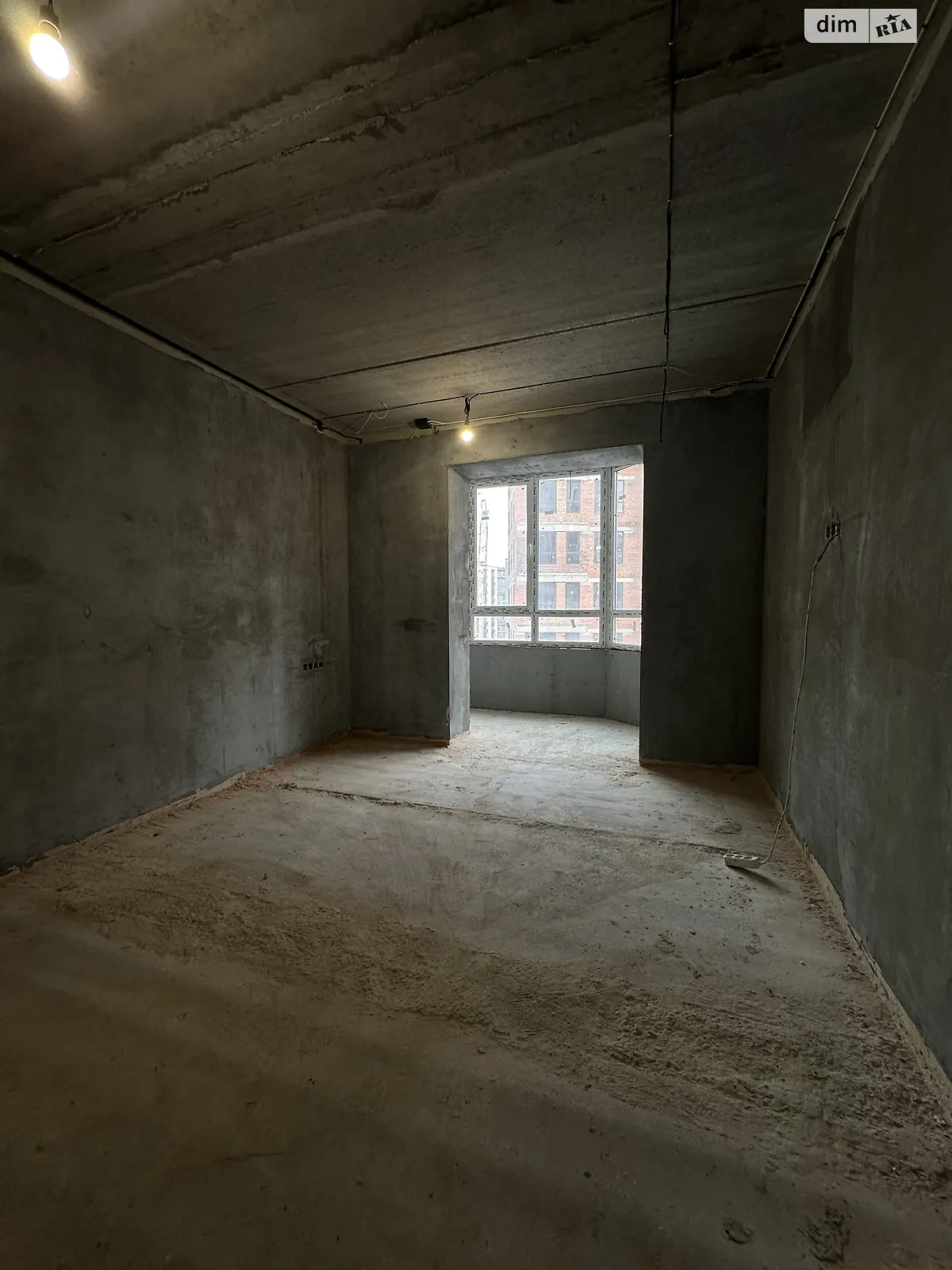 Продается 3-комнатная квартира 96 кв. м в Криховцах, ул. Приозерная - фото 1