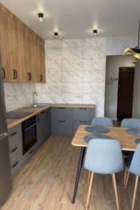 Продаж квартири, Рівне, р‑н. Південний, Чорновола В'ячеслава вулиця, буд. 91У