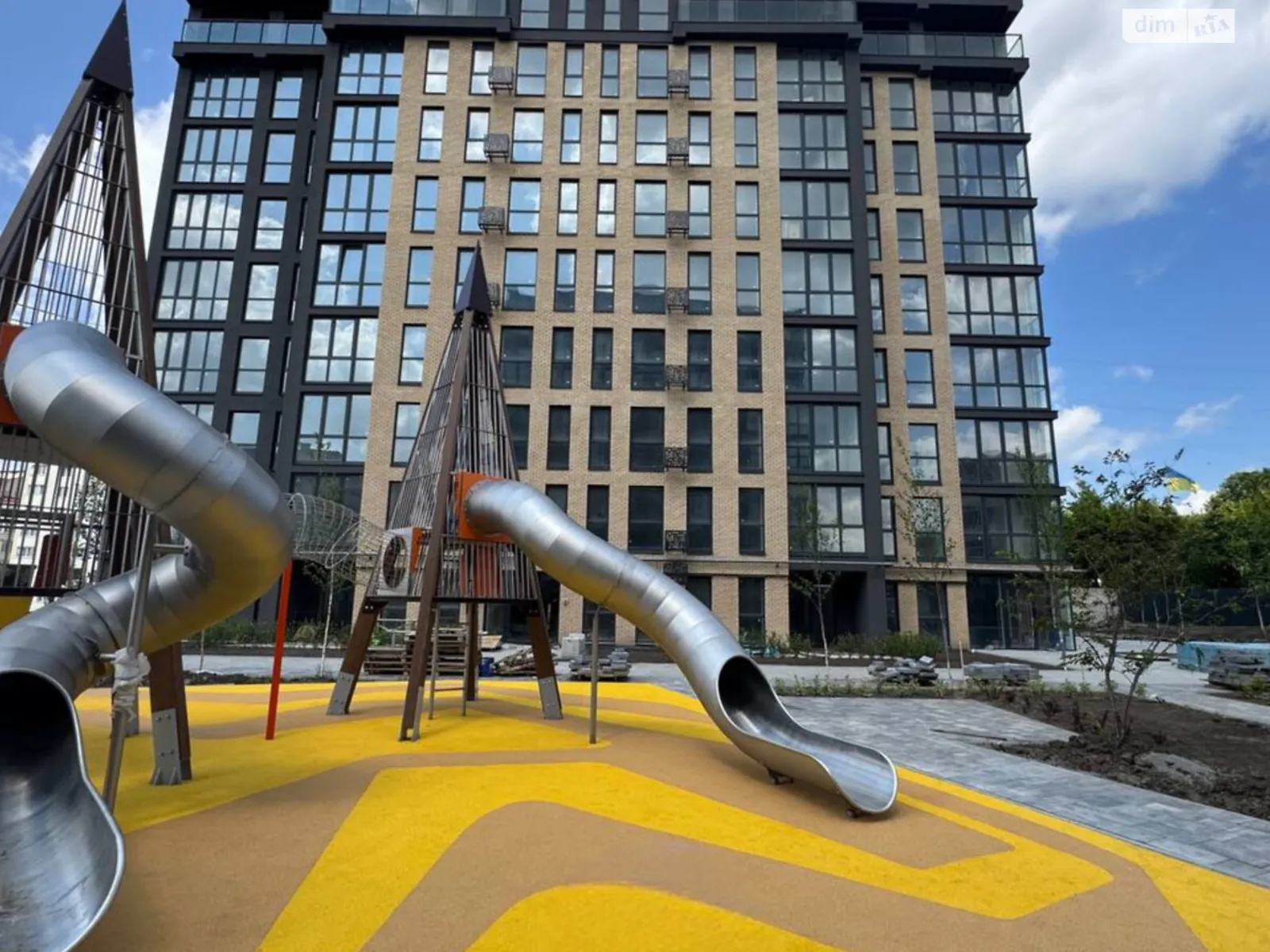 Продается 5-комнатная квартира 136.2 кв. м в Хмельницком, просп. Мира, 96 - фото 1