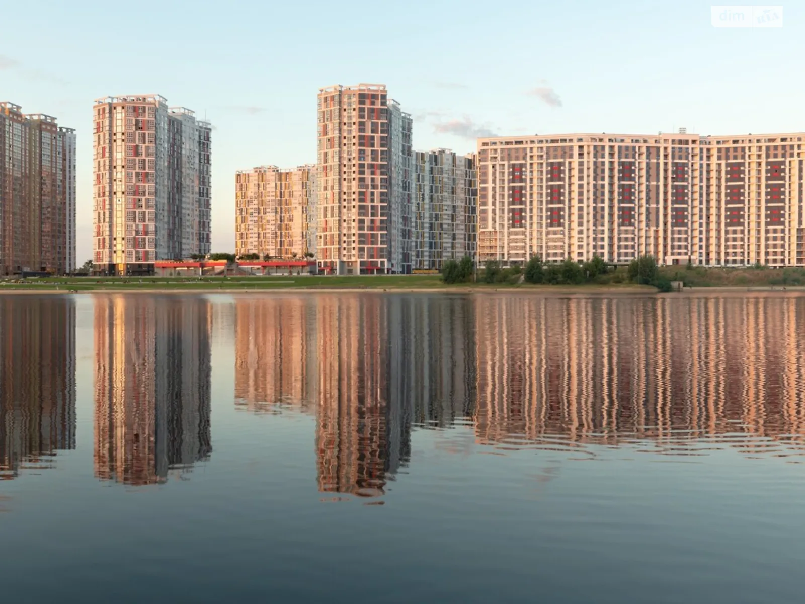 Продается 1-комнатная квартира 174.8 кв. м в Киеве, ул. Евгения Маланюка(Сагайдака), 101 - фото 1