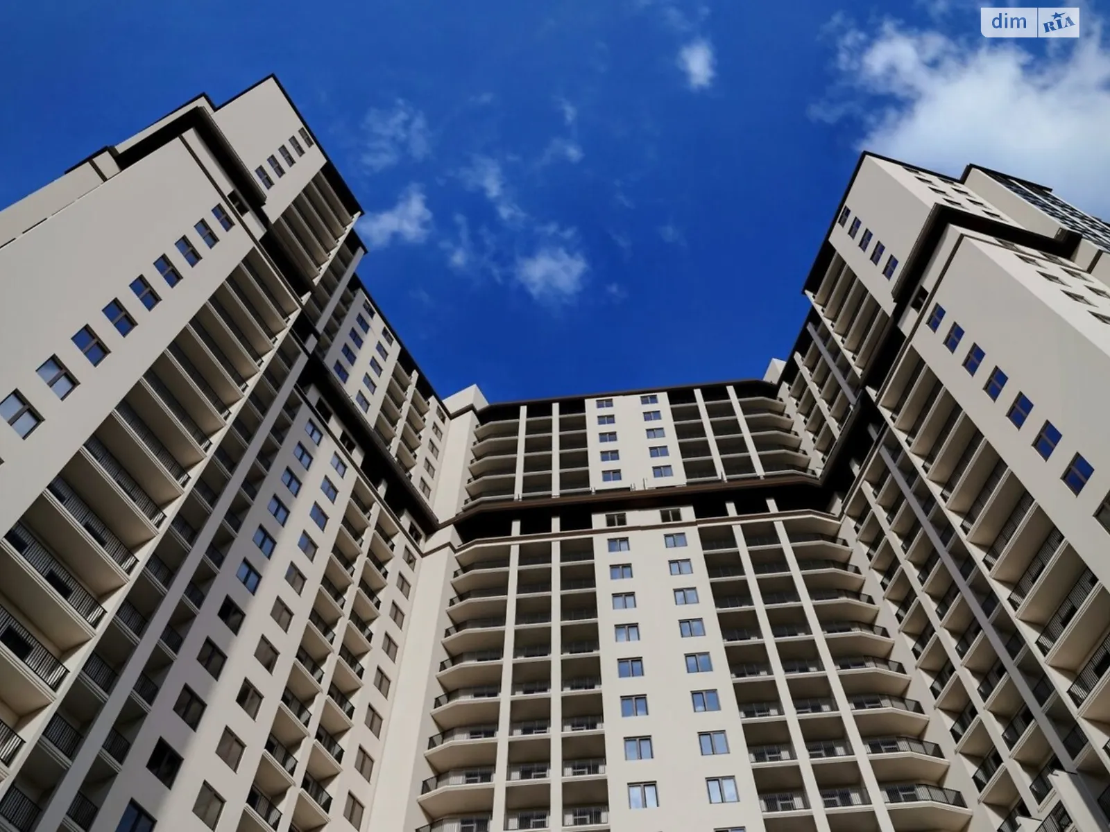 Продается 1-комнатная квартира 55 кв. м в Одессе, ул. Дача Ковалевского, 5 - фото 1