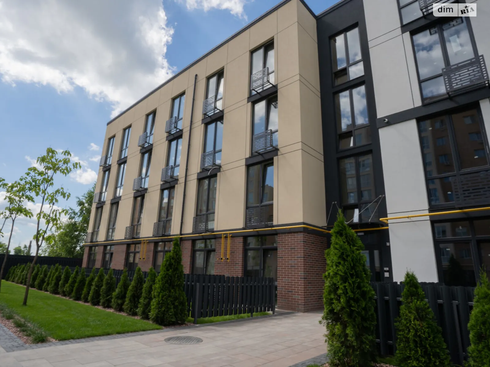 Продається об'єкт сфери послуг 59.33 кв. м в 5-поверховій будівлі, цена: 71196 $ - фото 1