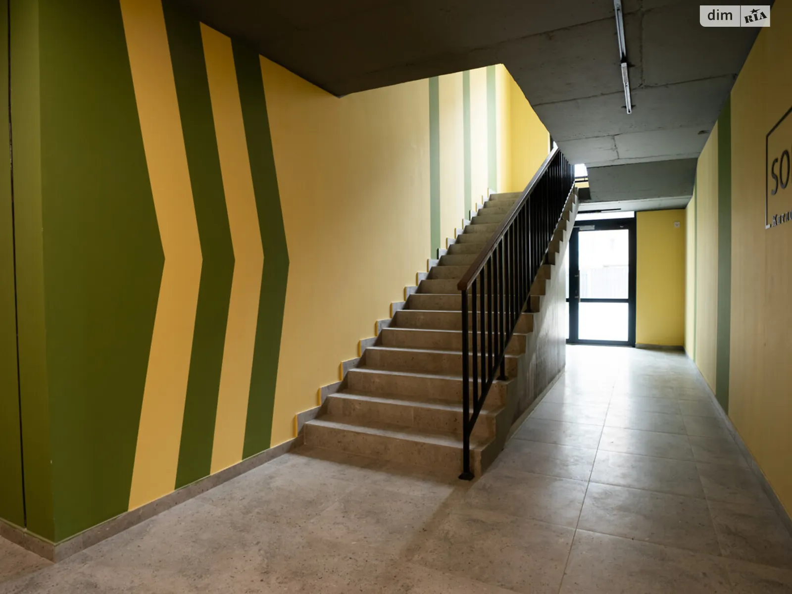 Продається об'єкт сфери послуг 71.05 кв. м в 5-поверховій будівлі, цена: 85260 $ - фото 1