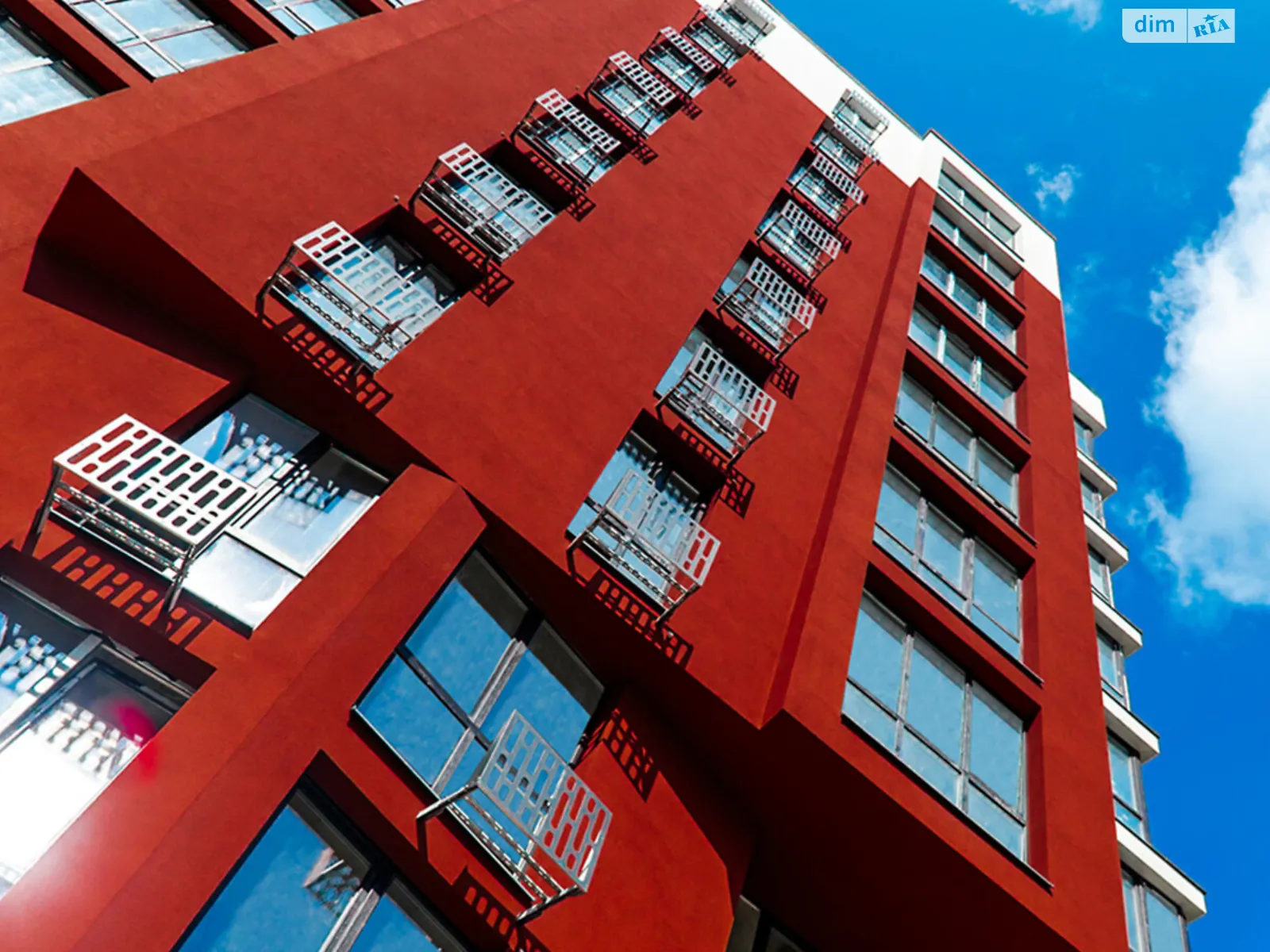 Продается 3-комнатная квартира 83 кв. м в Ивано-Франковске, ул. Химиков, 29А - фото 1