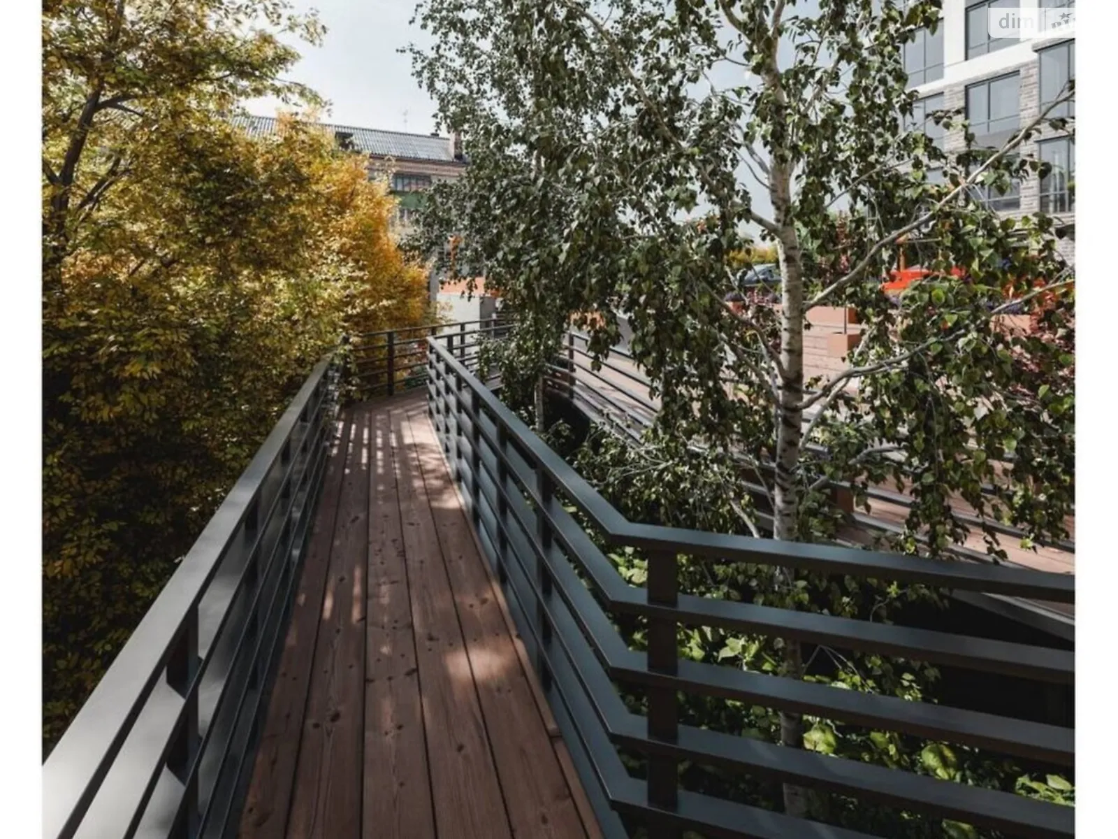 Продается офис 23.55 кв. м в бизнес-центре, цена: 20596 $ - фото 1