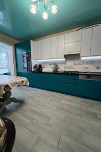 Продажа квартиры, Ивано-Франковск, р‑н. Центр, Высочана Семена улица, дом 18 корпус 28