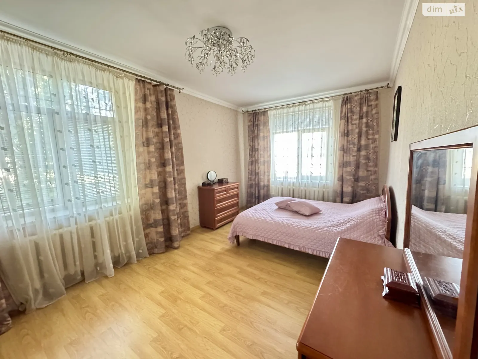 Продається 3-кімнатна квартира 74.8 кв. м у Кам'янському, вул. Миру - фото 1