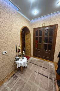 Продаж квартири, Київська, Бородянка, р‑н. Бородянка, Центральна (Леніна) вулиця, буд. 308