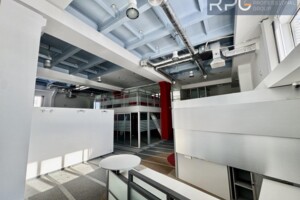 Долгосрочная аренда офисного помещения, Киев, р‑н. Петровка, ст.м. Почайна(Петровка), Степана Бандеры проспект