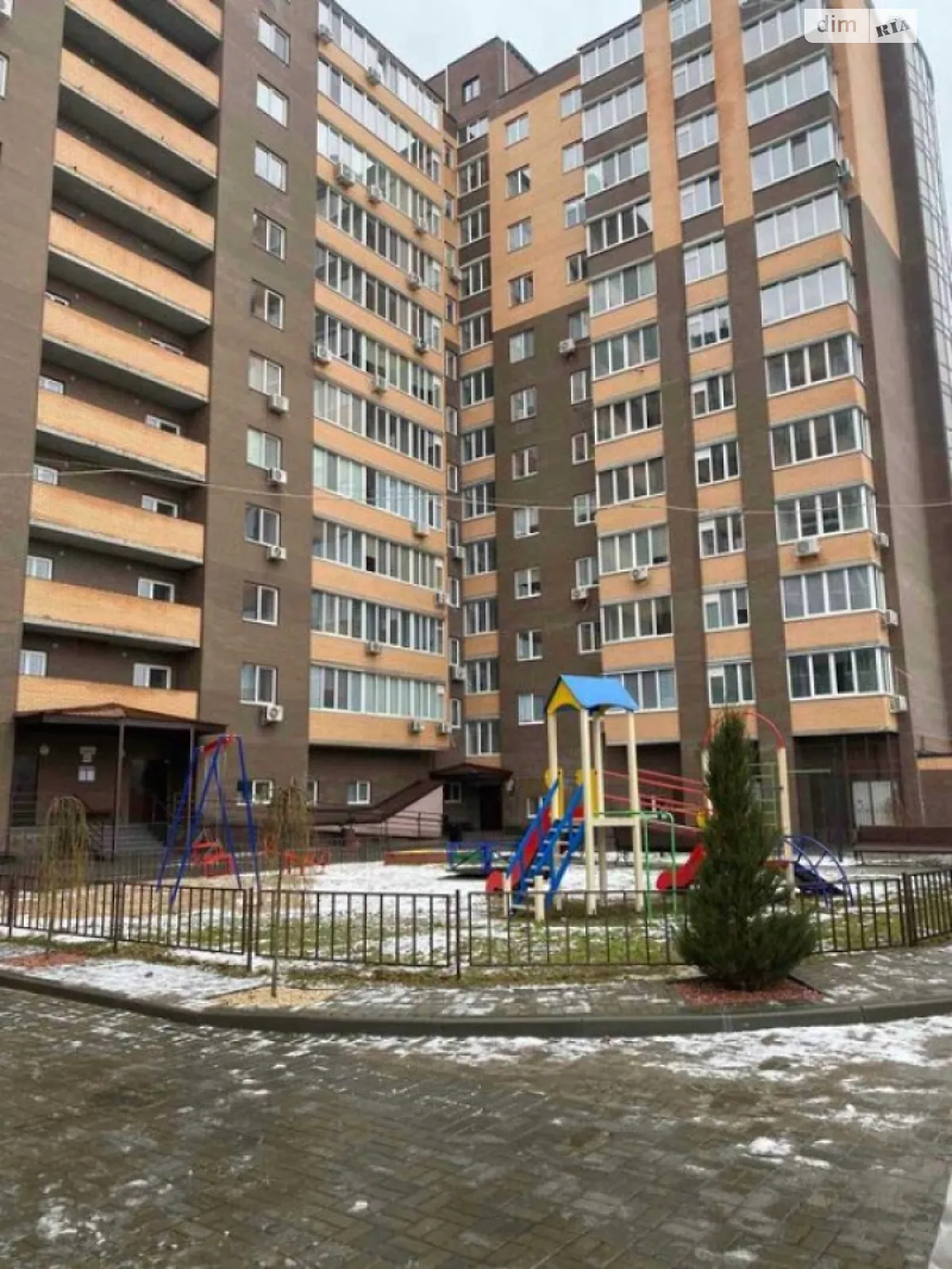 Продається 1-кімнатна квартира 68 кв. м у Черкасах, вул. Гоголя - фото 1