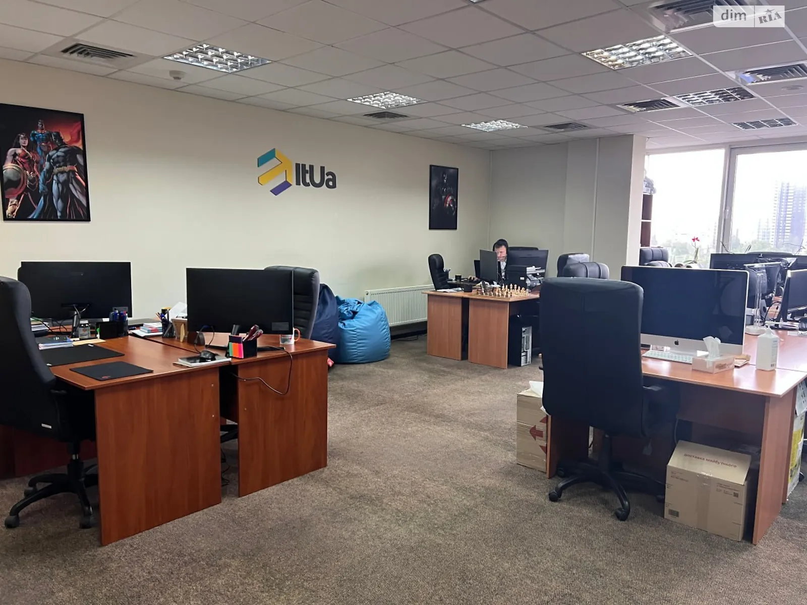 Сдается в аренду офис 85 кв. м в бизнес-центре, цена: 51000 грн - фото 1