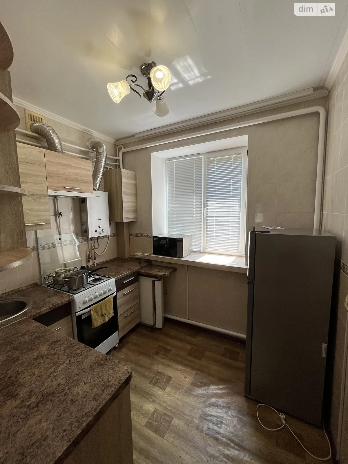 Продается 2-комнатная квартира 44.8 кв. м в Баре, ул. Сахарного завода, 24 - фото 1