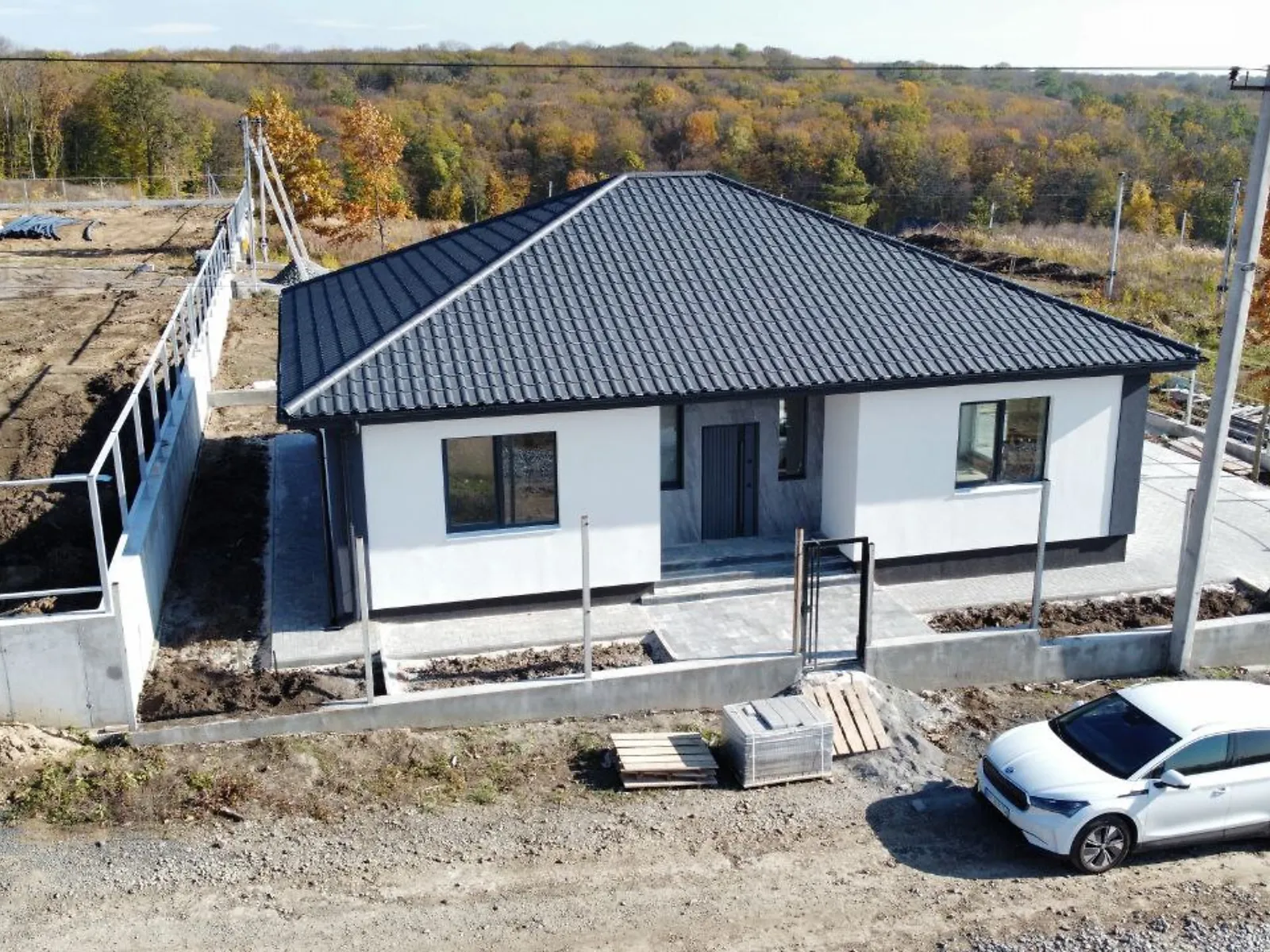 Продается одноэтажный дом 127 кв. м с камином, цена: 127000 $ - фото 1