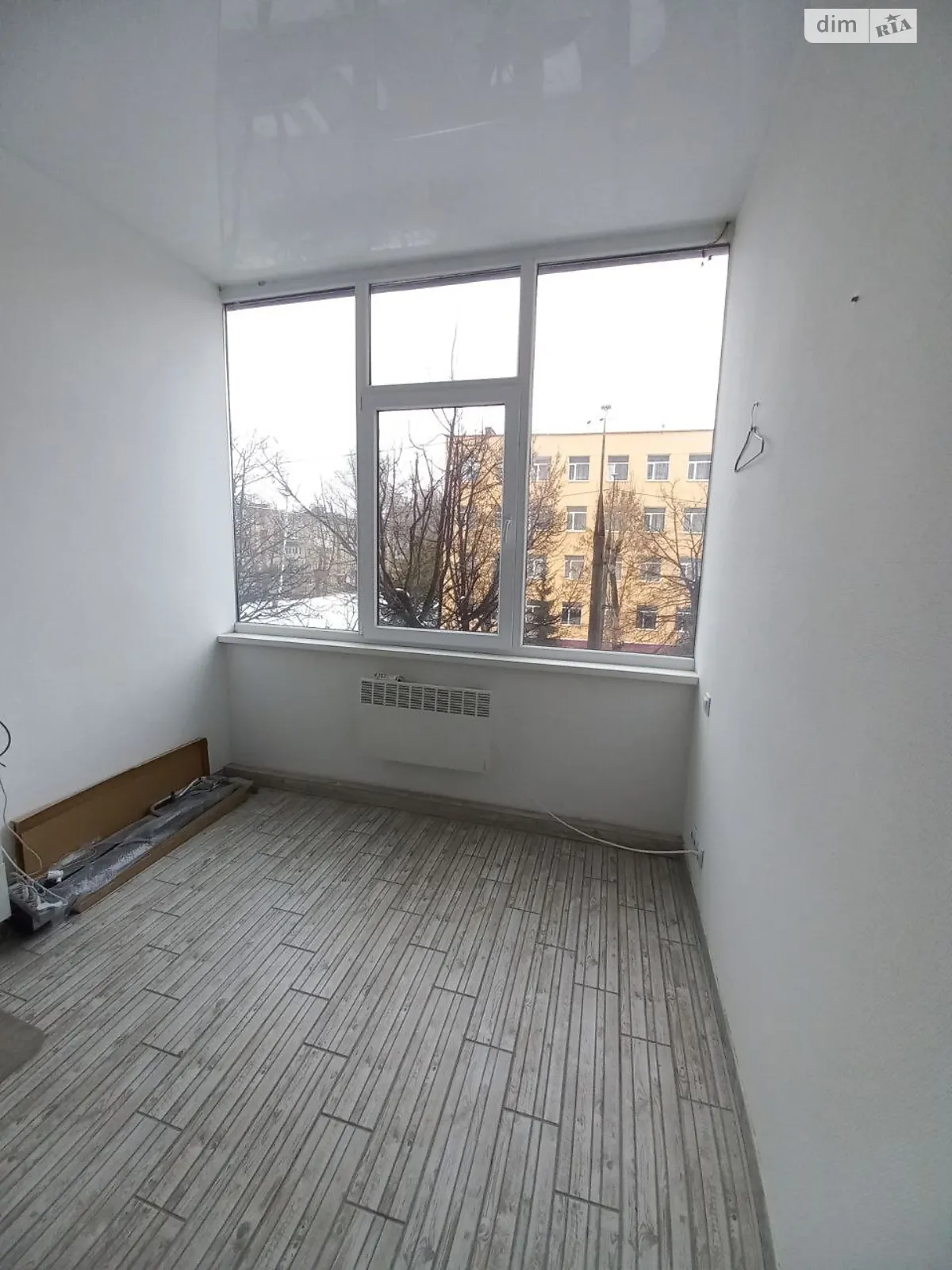 Сдается в аренду офис 15 кв. м в бизнес-центре, цена: 4500 грн - фото 1