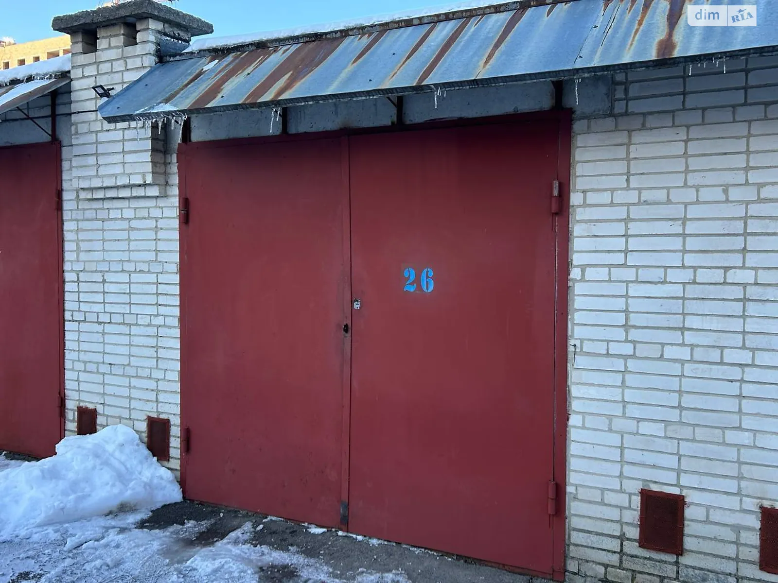 Продается отдельно стоящий гараж под легковое авто на 21.3 кв. м, цена: 15000 $ - фото 1