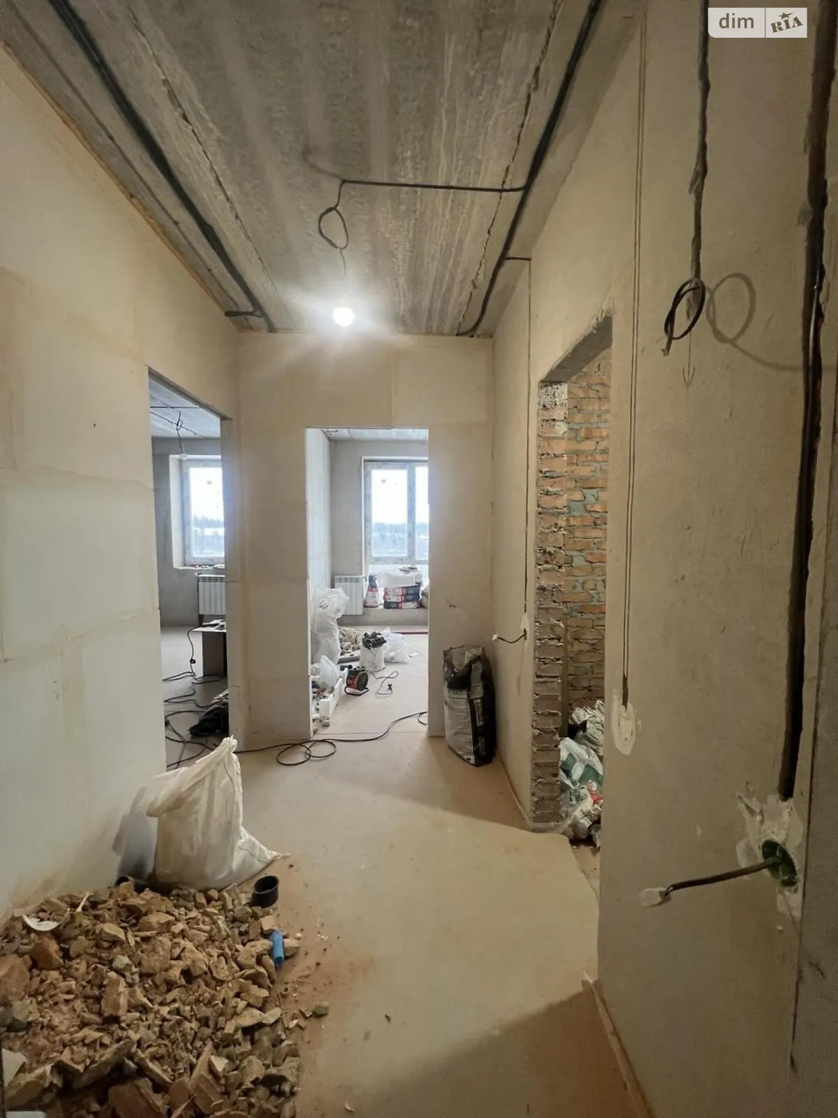 Продается 1-комнатная квартира 34.9 кв. м в Буче, ул. Николая Мозгового - фото 1