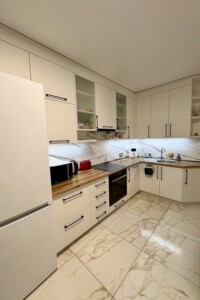 Продаж квартири, Львів, р‑н. Підзамче, Городницька вулиця