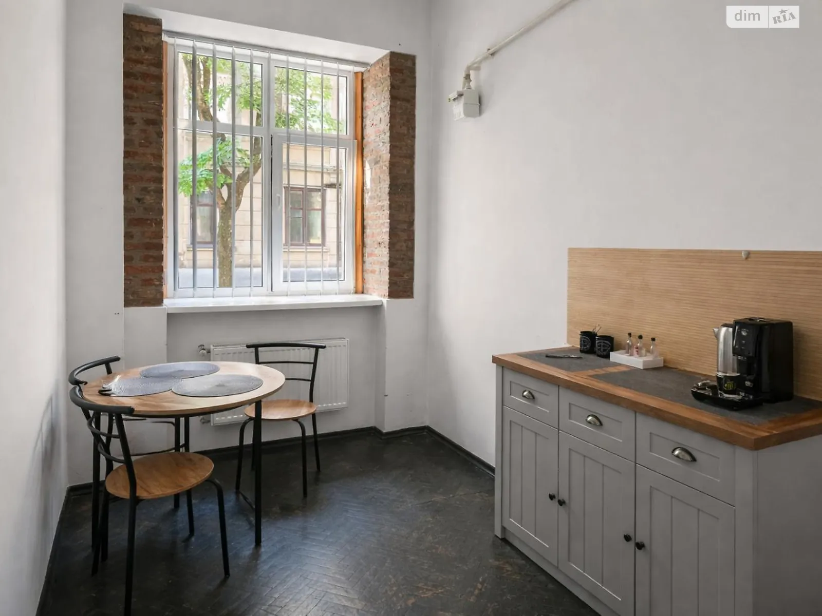 Продается помещения свободного назначения 67 кв. м в 3-этажном здании, цена: 62000 $ - фото 1