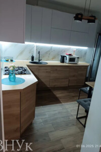 Продаж квартири, Львів, р‑н. Франківський, Стрийська вулиця