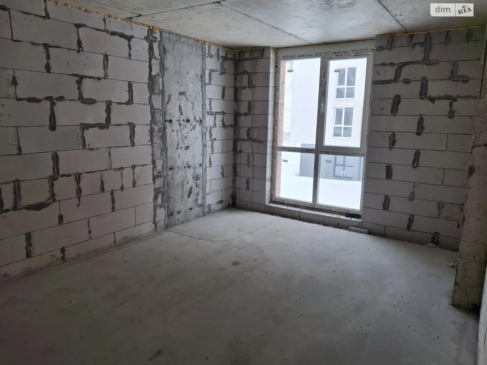 Продается 3-комнатная квартира 86 кв. м в Кременце, ул. Дубенская - фото 1