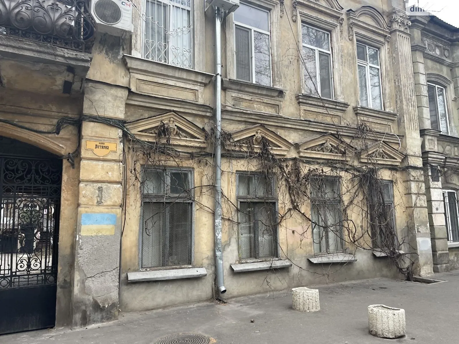 Продается 2-комнатная квартира 71.6 кв. м в Одессе, ул. Дегтярная - фото 1