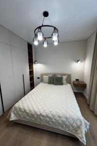 Продажа квартиры, Ивано-Франковск, р‑н. Набережная, Ленкавского улица